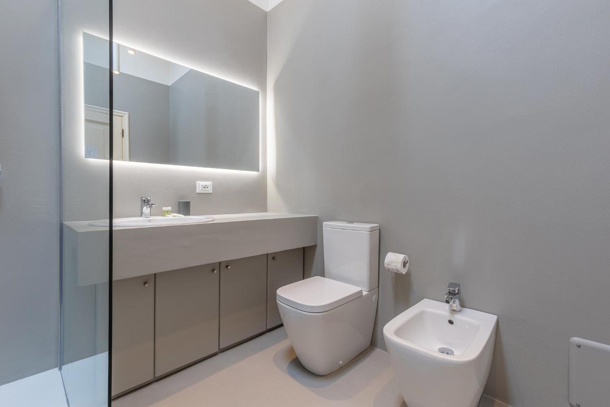 Pratello Elegante E Raffinata Mansarda Apartment Bologna Luaran gambar